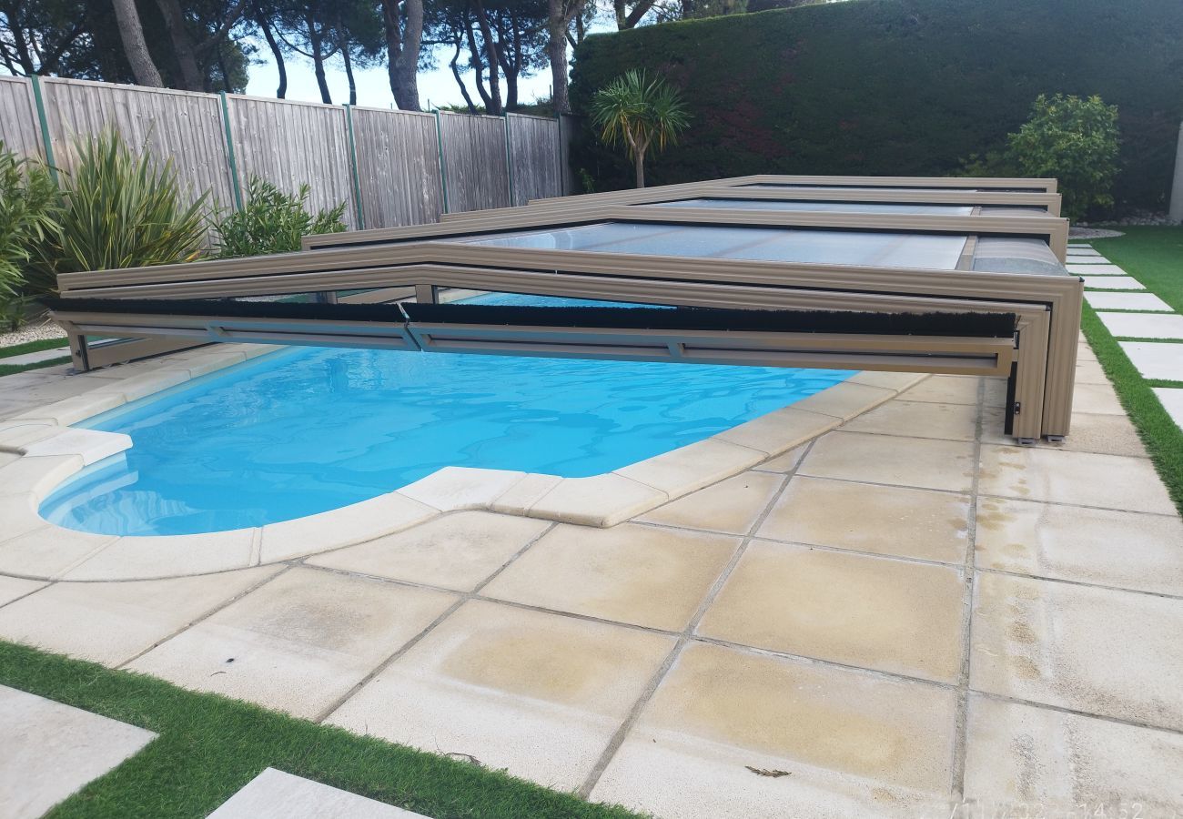Ferienhaus in Le Pouliguen -  Schwimmbad - Familienhaus - 6 Personen