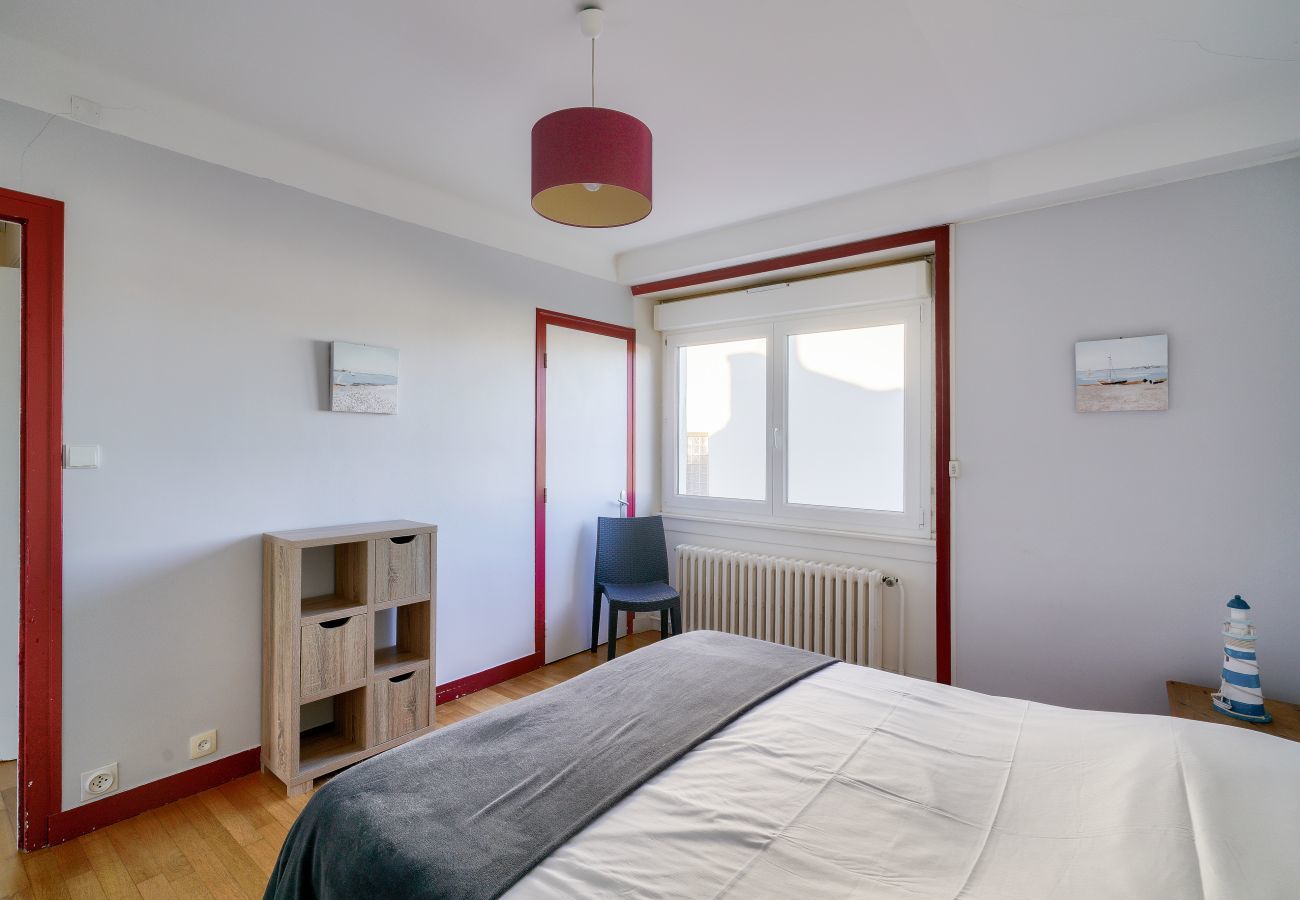 Ferienhaus in Plobannalec-Lesconil - Blick auf den Hafen - Haus für 10 mit Garten