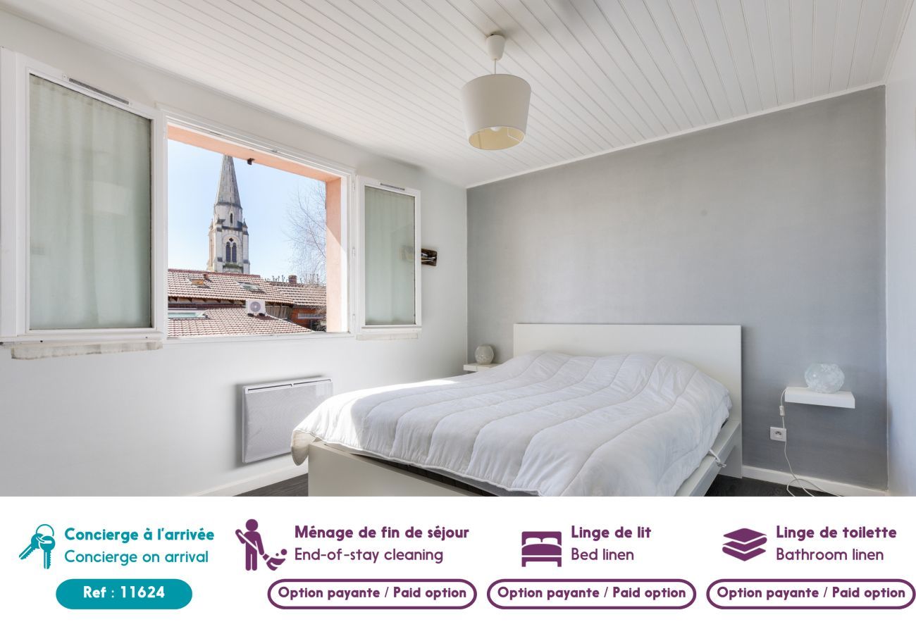 Ferienhaus in Arès - 950m zum Strand - Haus für 10 mit Pool