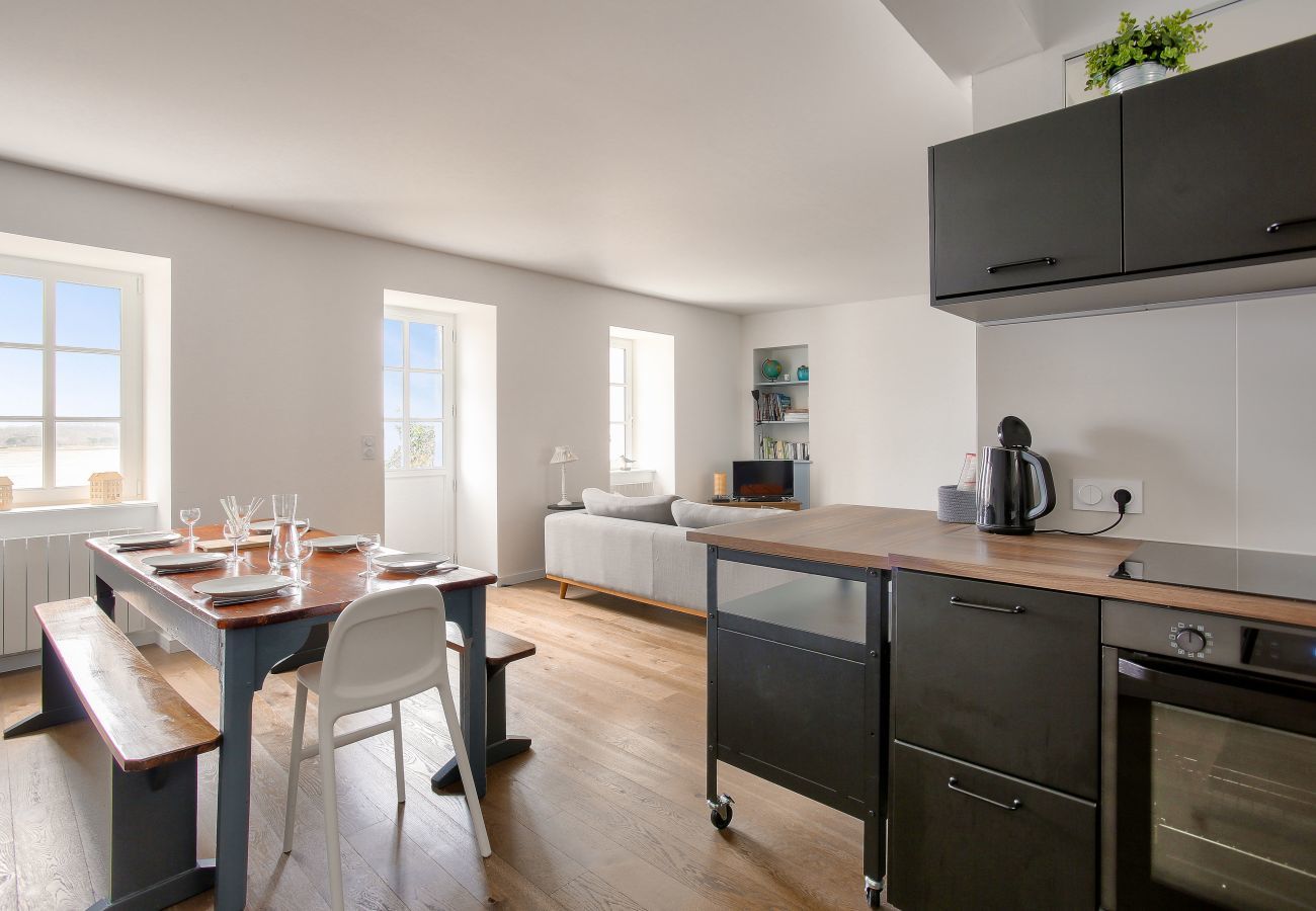 Ferienhaus in La Ville-ès-Nonais - Meerblick - Privater Zugang zur Strandpromenade
