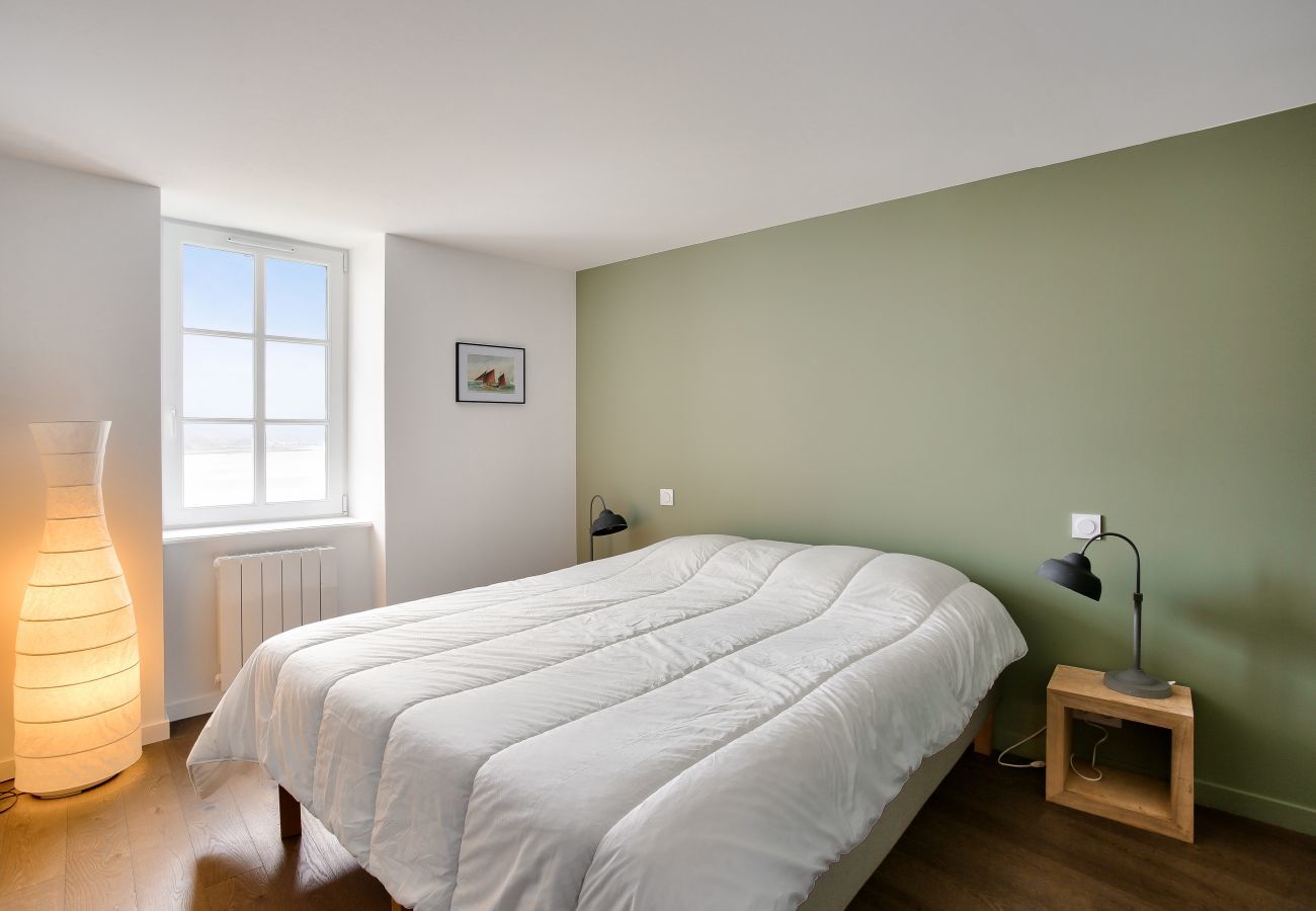 Ferienhaus in La Ville-ès-Nonais - Meerblick - Privater Zugang zur Strandpromenade