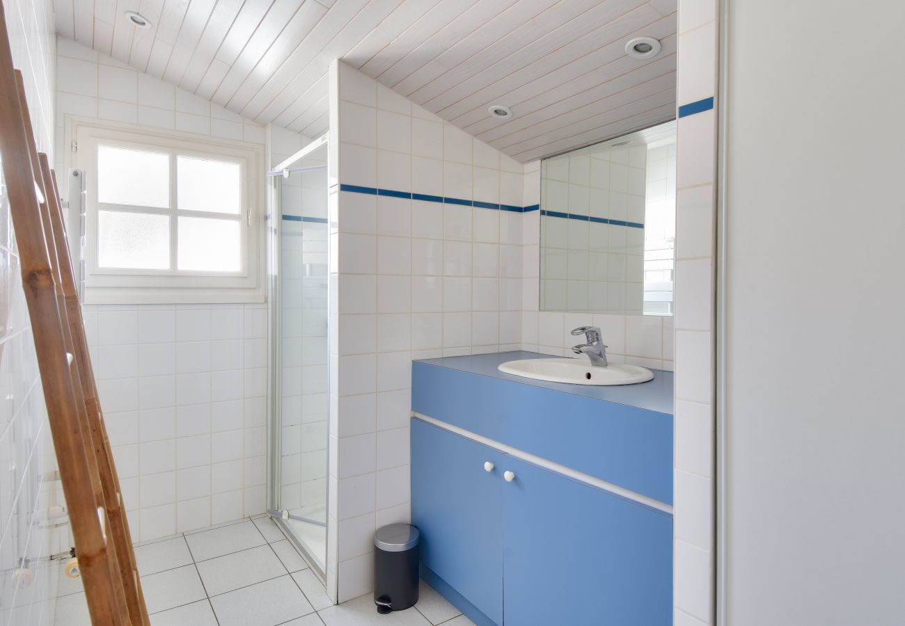 Ferienhaus in Noirmoutier-en-l´Ile - Haus für 14 - 150 m zum Strand von La Clère