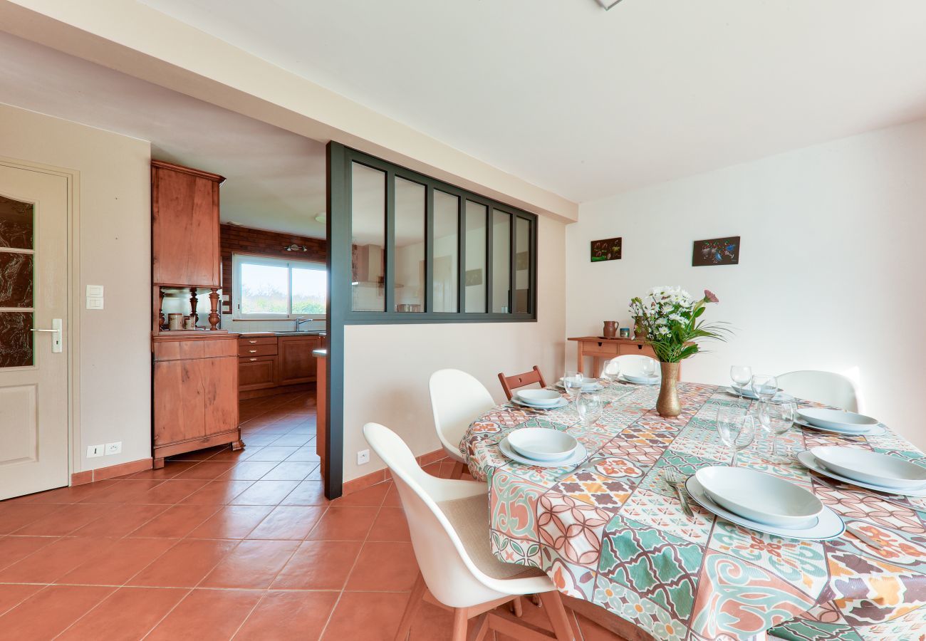 Ferienhaus in Le Tour-du-Parc - Haus 4 Schlafzimmer und Garten - Tour du Parc