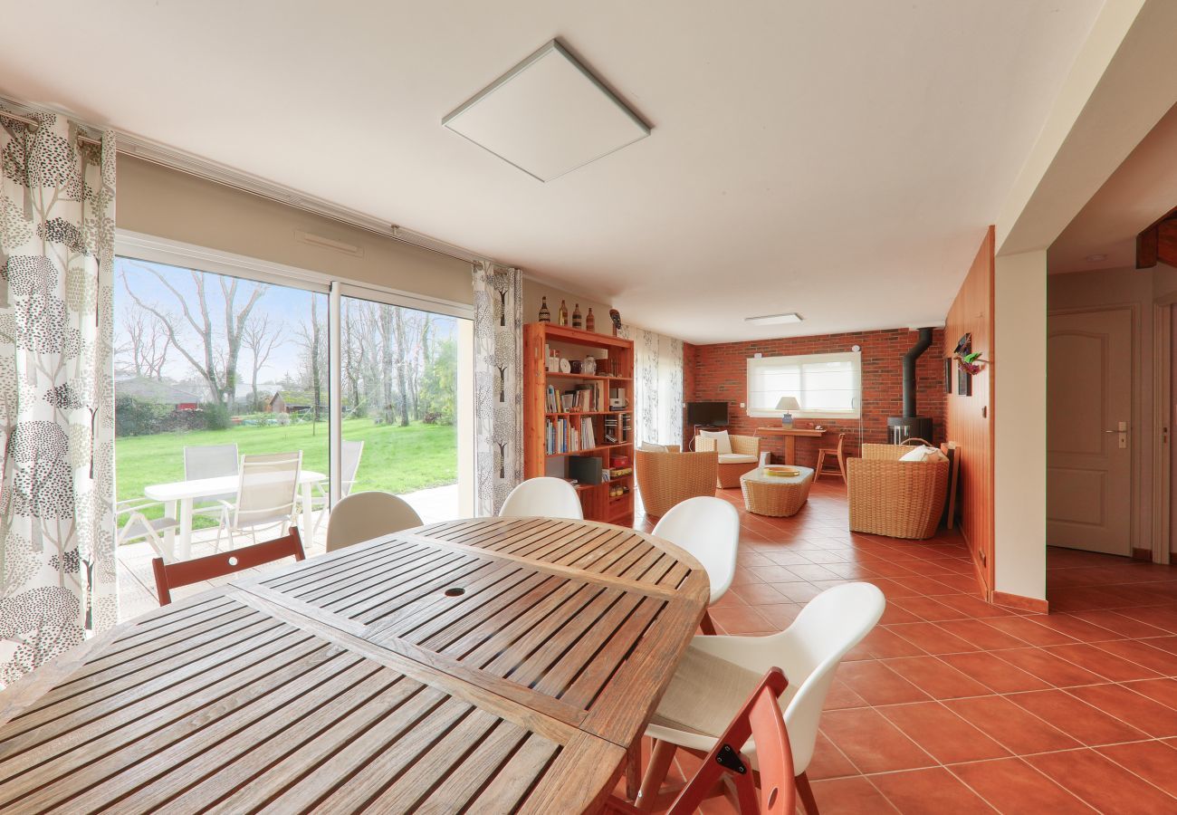 Ferienhaus in Le Tour-du-Parc - Haus 4 Schlafzimmer und Garten - Tour du Parc