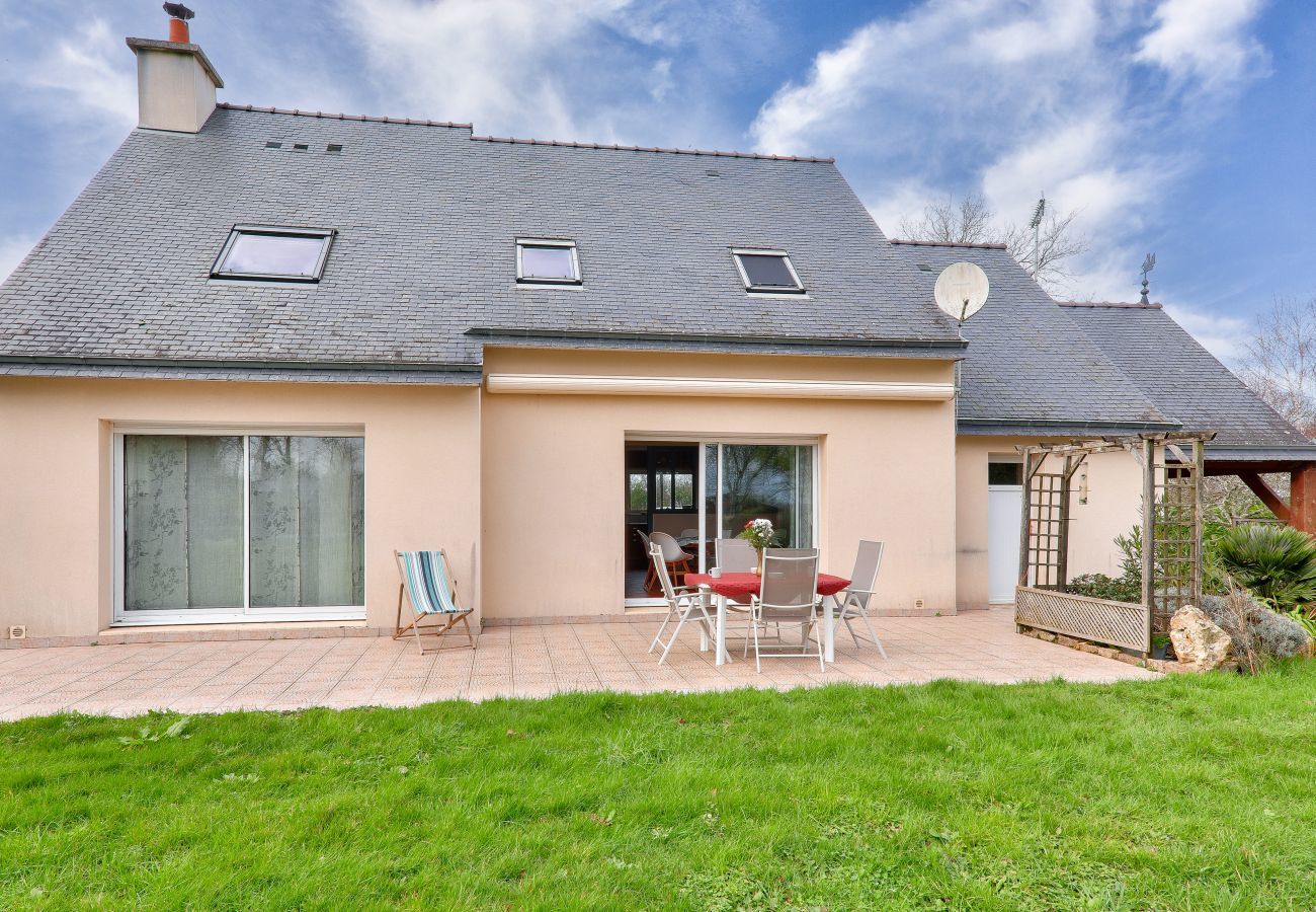 Ferienhaus in Le Tour-du-Parc - Haus 4 Schlafzimmer und Garten - Tour du Parc