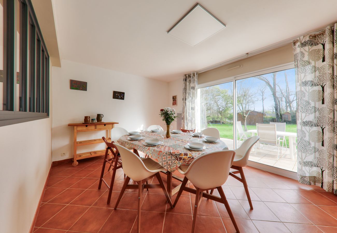 Ferienhaus in Le Tour-du-Parc - Haus 4 Schlafzimmer und Garten - Tour du Parc