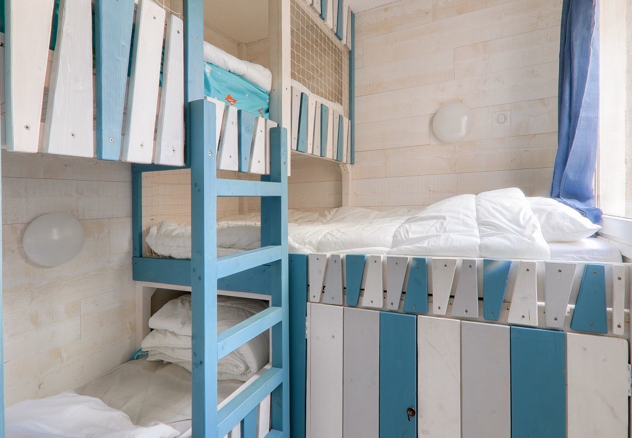 Ferienwohnung in Arzon - A 250 m del puerto - Piscina - 2 adultos y 3 niños