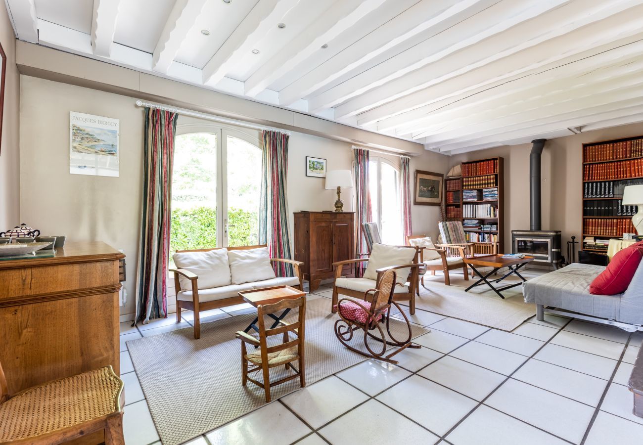 Ferienhaus in Andernos-les-Bains - 400m vom Strand entfernt, Haus für 12 mit Pool