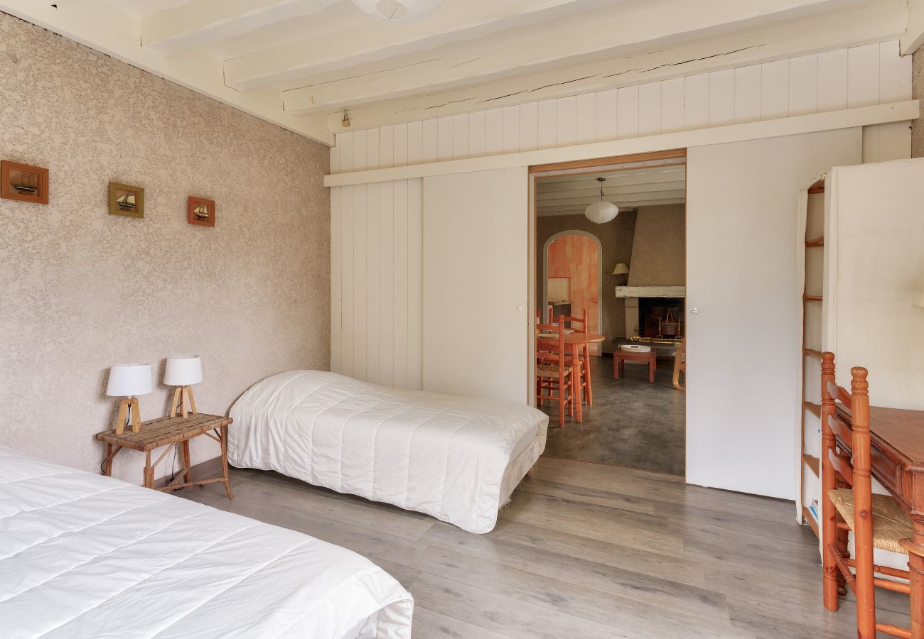 Ferienhaus in Andernos-les-Bains - 400m vom Strand entfernt, Haus für 12 mit Pool