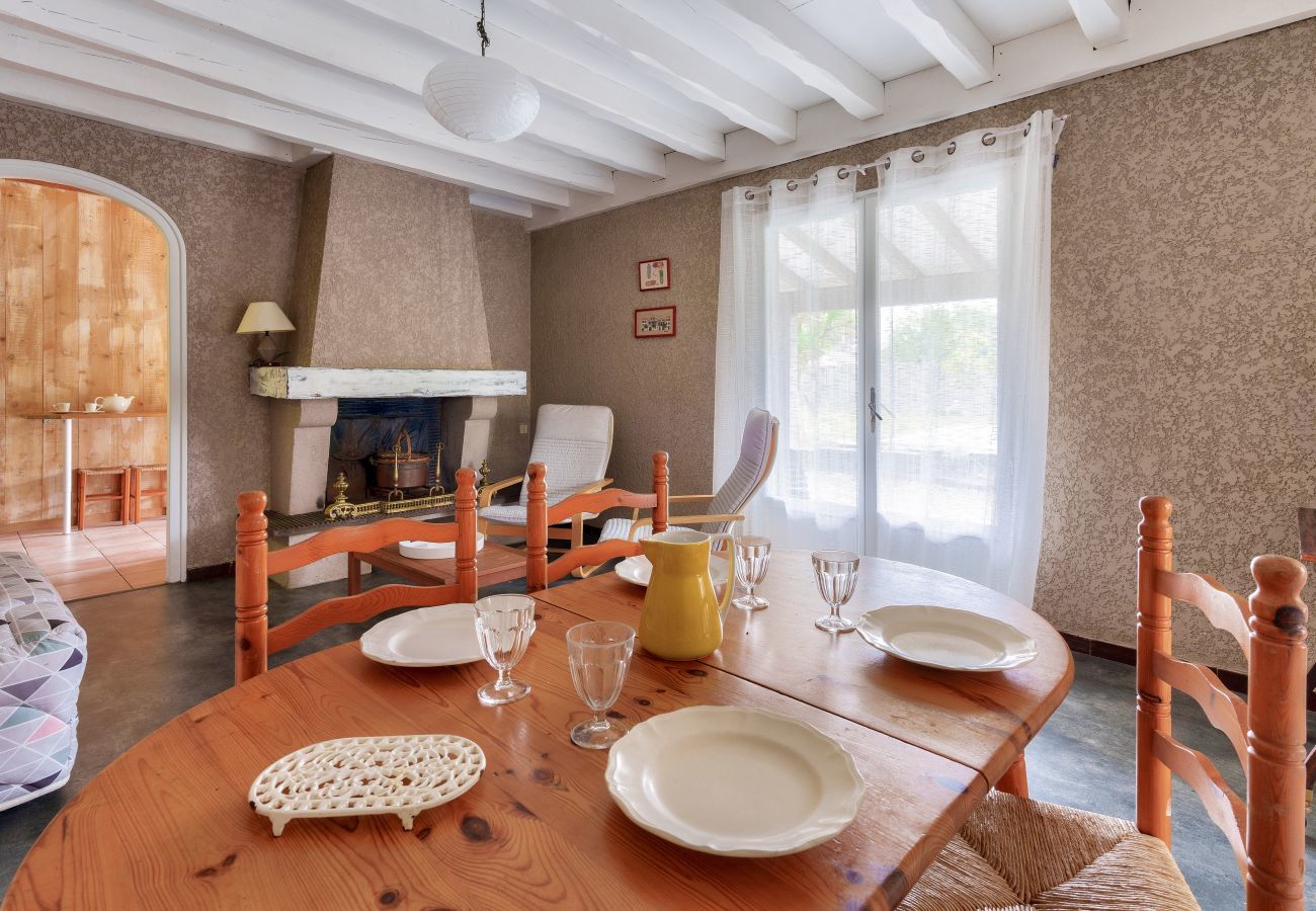 Ferienhaus in Andernos-les-Bains - 400m vom Strand entfernt, Haus für 12 mit Pool