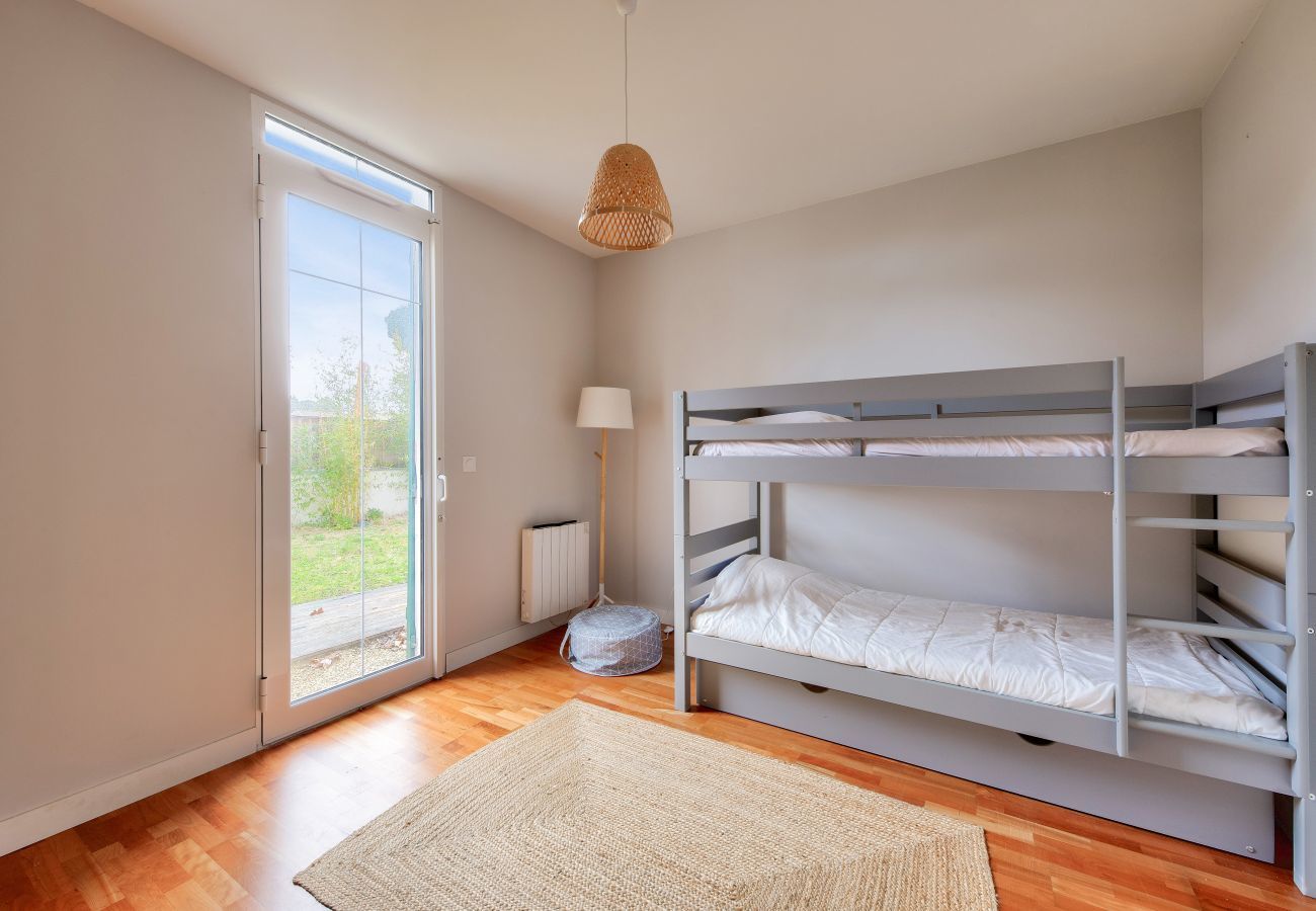 Ferienhaus in Lanton - 300m vom Strand, Haus für 7 mit Pool