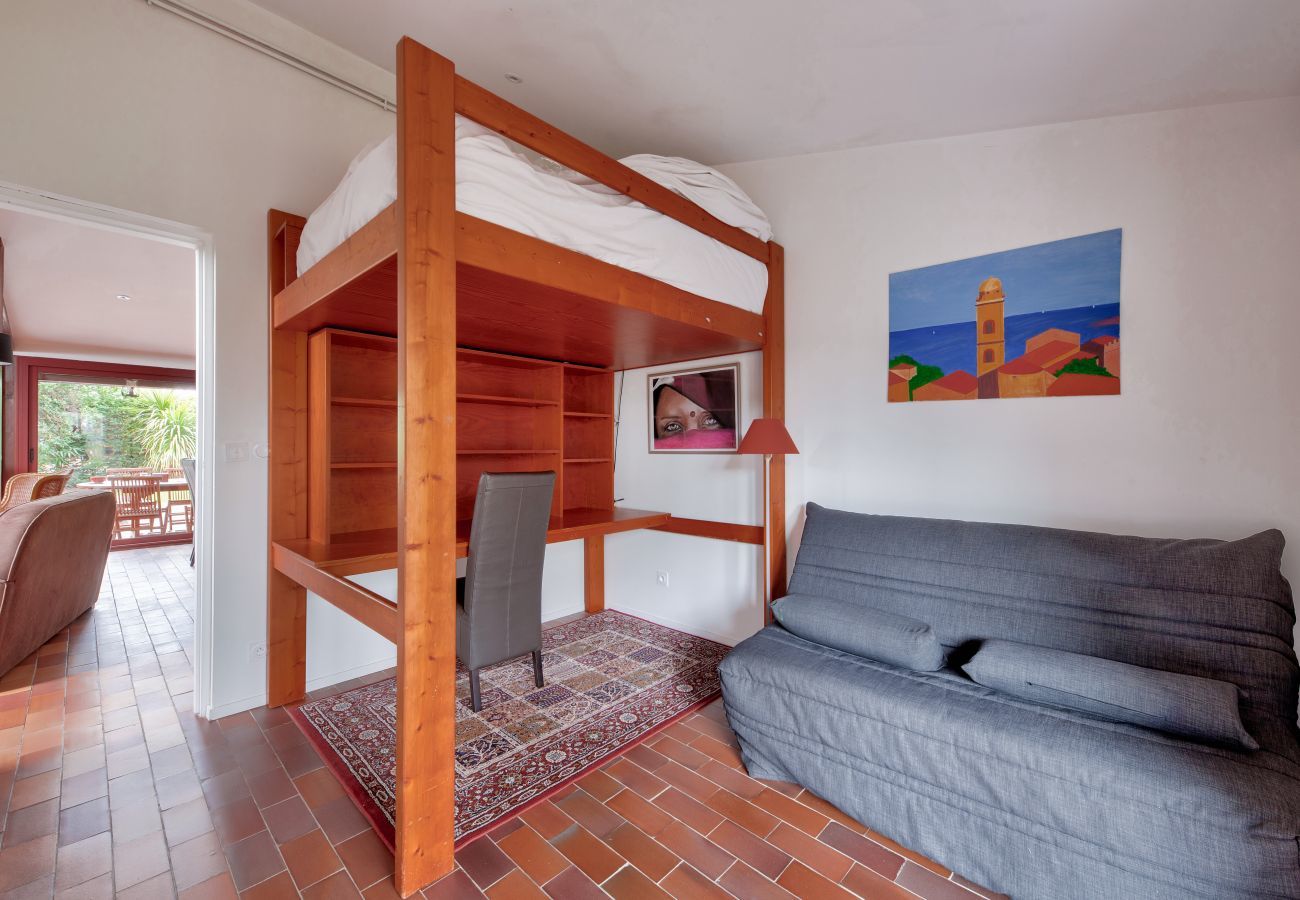 Ferienhaus in Andernos-les-Bains - Haus für 8 mit Garten und Terrasse - Ruhig
