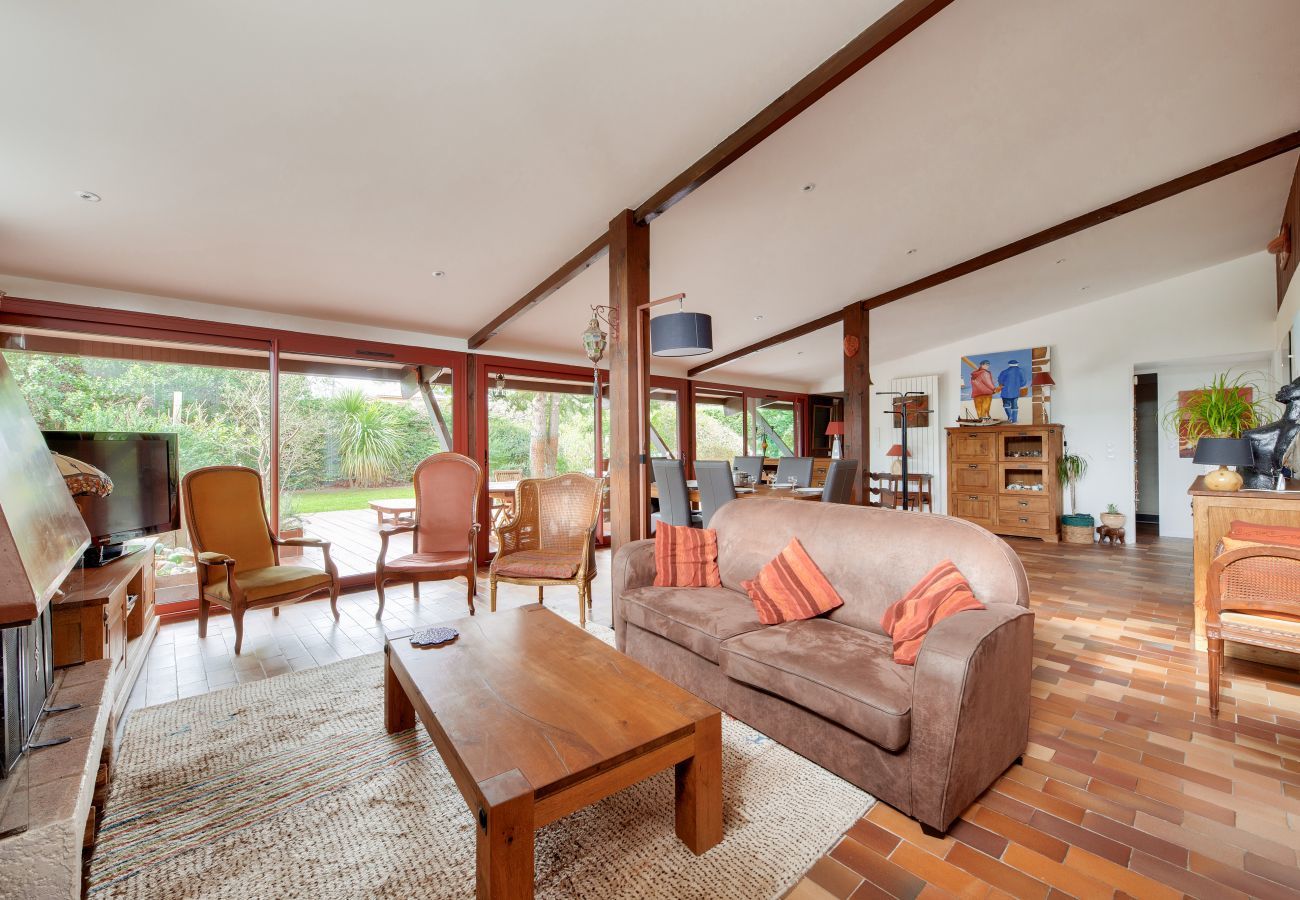 Ferienhaus in Andernos-les-Bains - Haus für 8 mit Garten und Terrasse - Ruhig