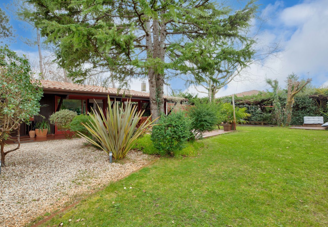Ferienhaus in Andernos-les-Bains - Haus für 8 mit Garten und Terrasse - Ruhig