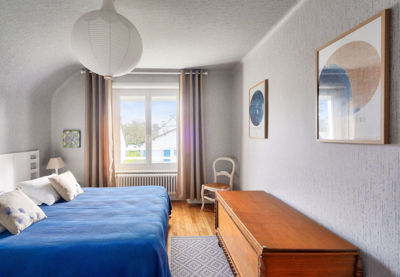 Ferienhaus in Ile Tudy - 350m vom Strand - Schönes Haus für 8 mit Garten