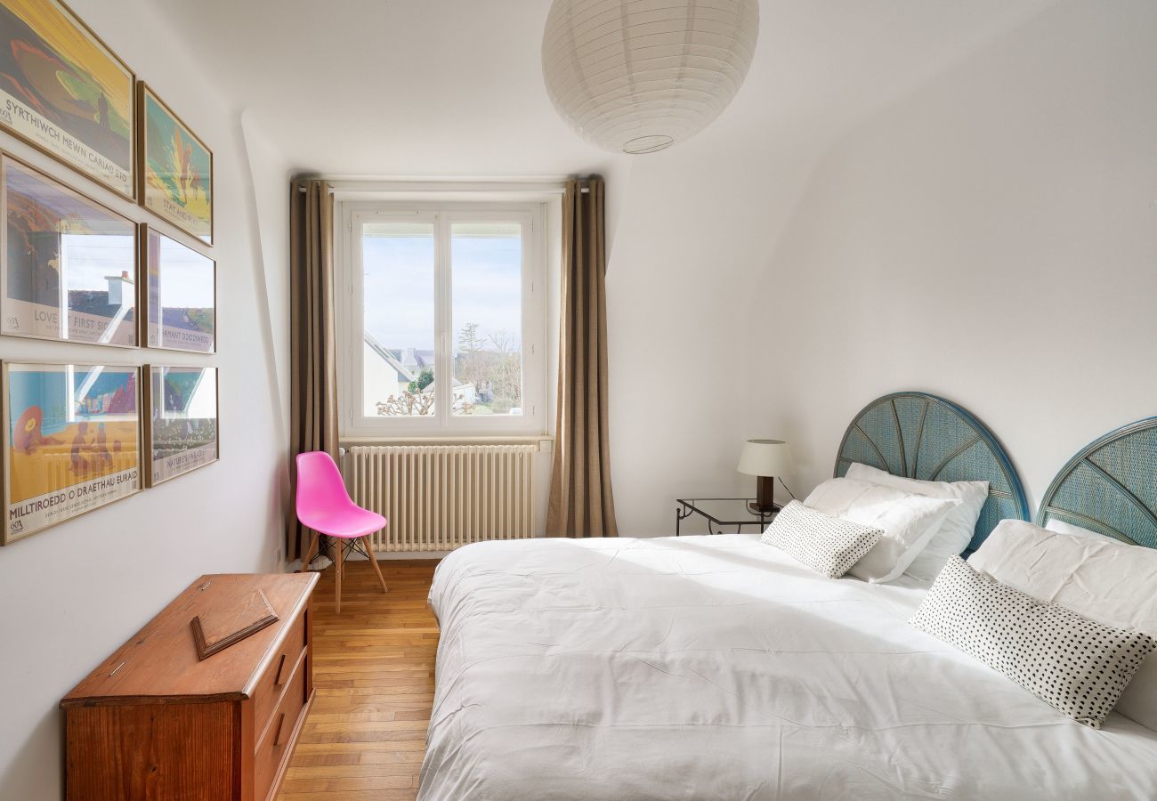 Ferienhaus in Ile Tudy - 350m vom Strand - Schönes Haus für 8 mit Garten