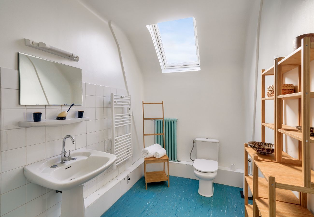 Ferienhaus in Ile Tudy - 350m vom Strand - Schönes Haus für 8 mit Garten