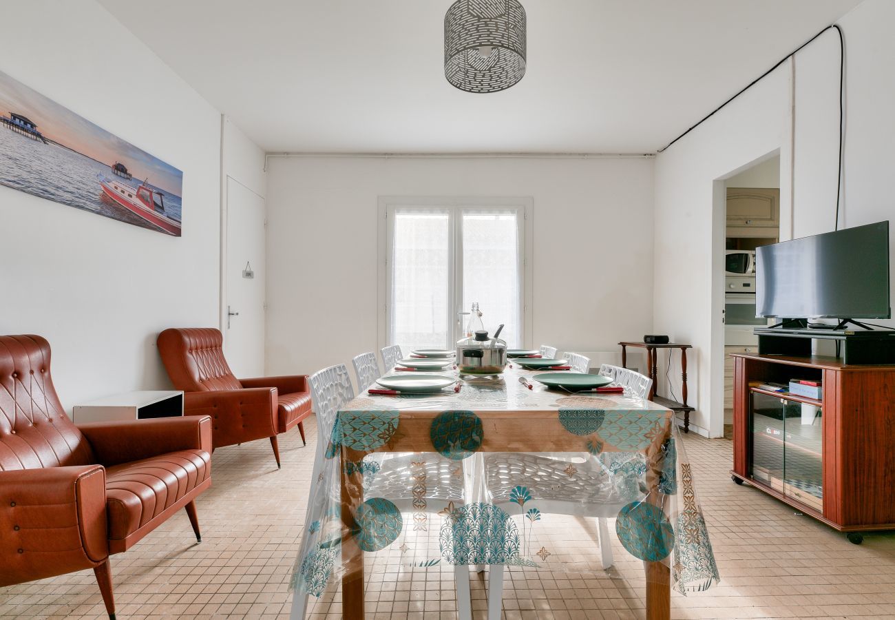 Ferienhaus in Lanton - 500m Strand- Bassin d'Arcachon- Haus für 6