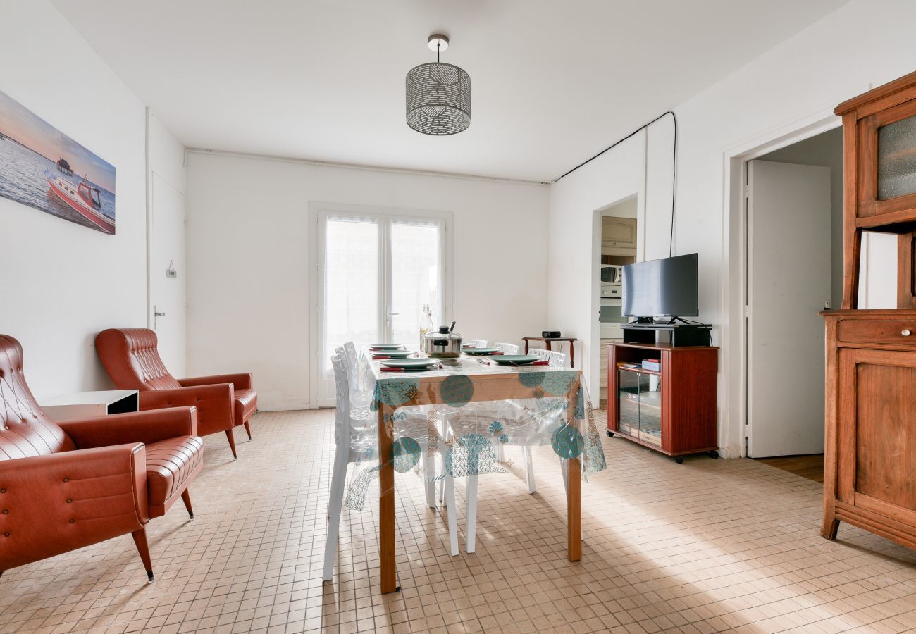 Ferienhaus in Lanton - 500m Strand- Bassin d'Arcachon- Haus für 6