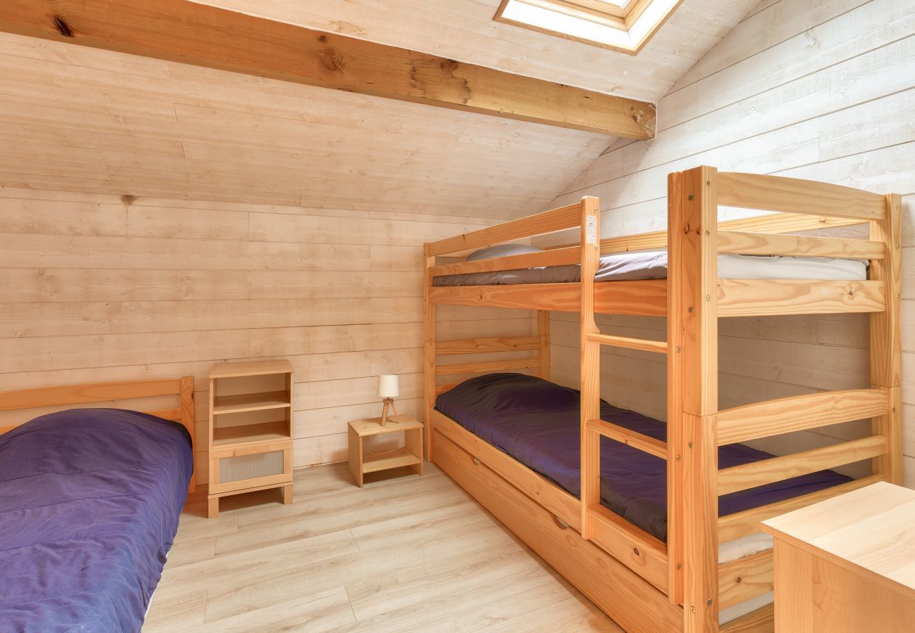Ferienhaus in Andernos-les-Bains - 350m Strand von Le Betey- Haus für 9 mit Pool