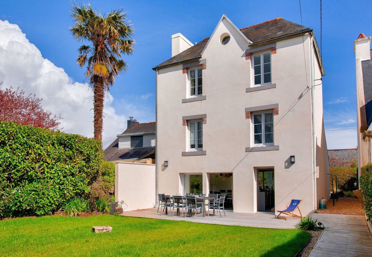 Ferienhaus in Fouesnant - 850 m Strand „Cale de Beg Meil“, Haus für 8