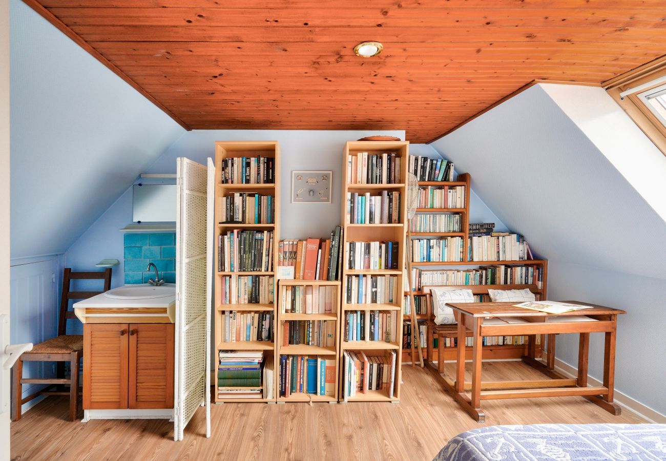 Ferienhaus in Ile Tudy - 250m vom Strand entfernt, Haus für 6, Île Tudy