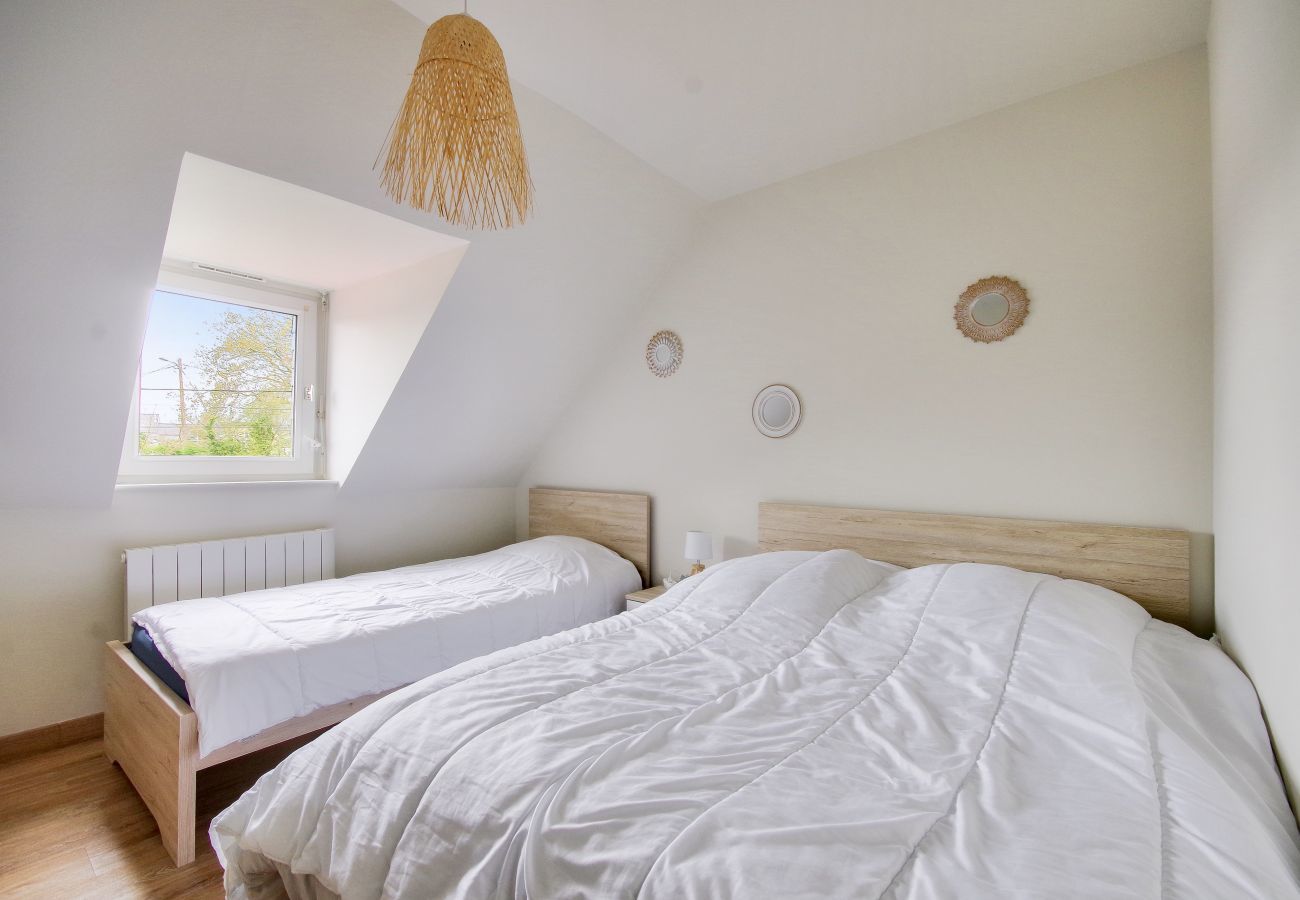 Ferienhaus in Erquy - Haus & Garten - 650 m vom Strand  entfernt