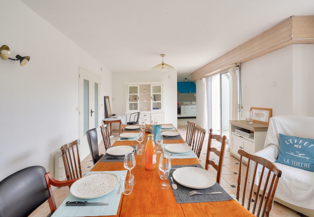 Ferienhaus in Loctudy - Hallenbad - Sauna - Haus für 9 in Loctudy