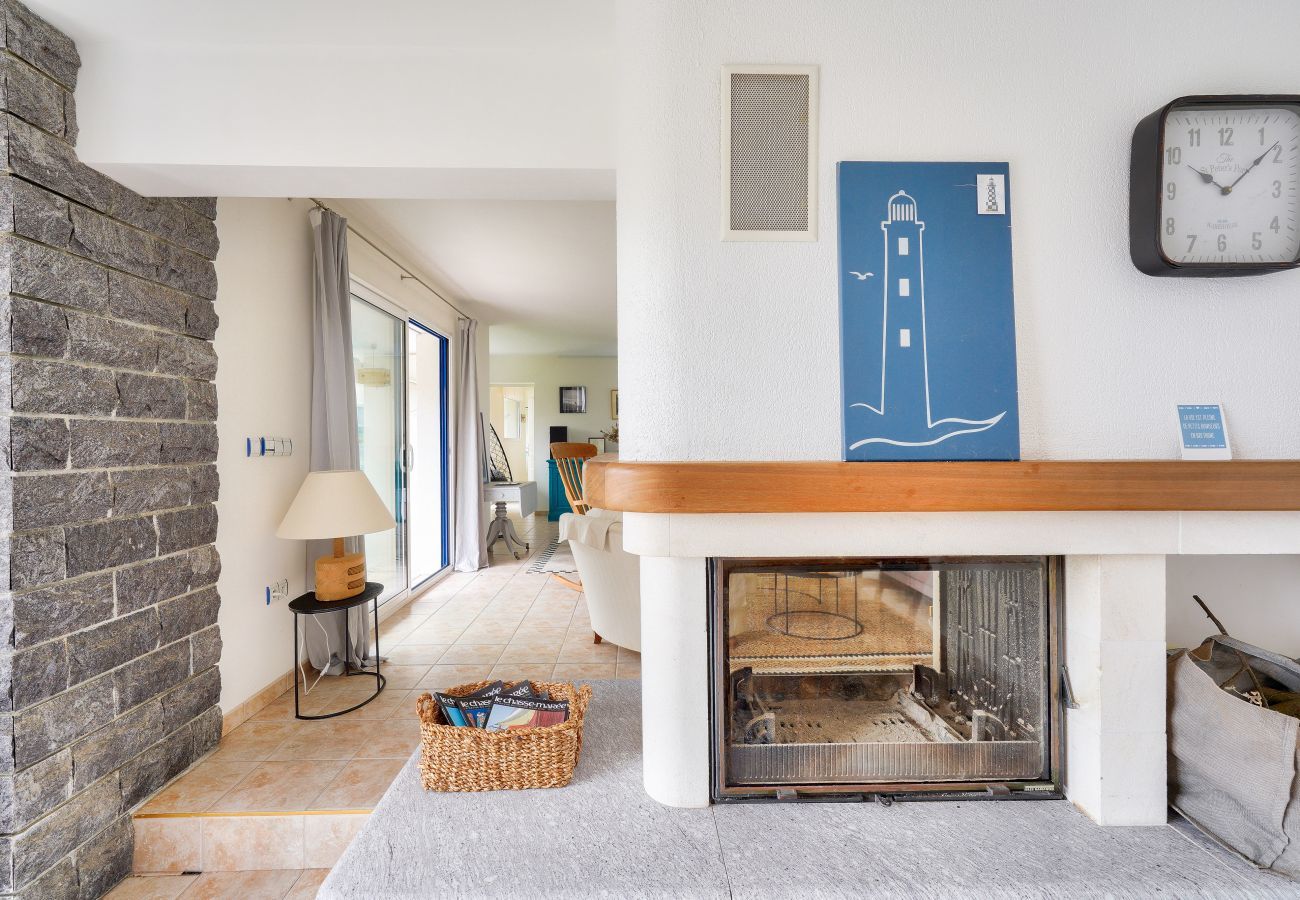 Ferienhaus in Loctudy - Hallenbad - Sauna - Haus für 9 in Loctudy