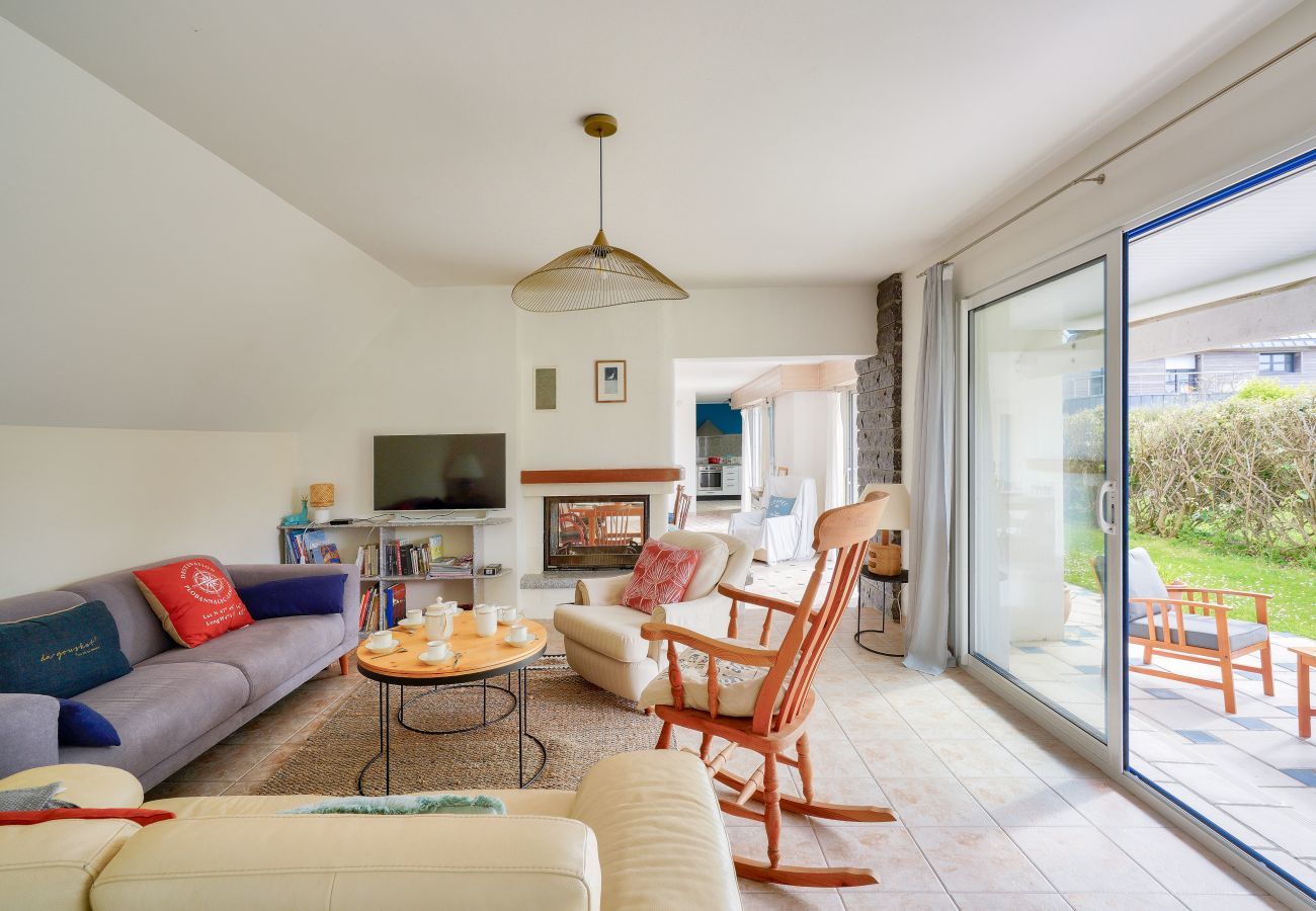 Ferienhaus in Loctudy - Hallenbad - Sauna - Haus für 9 in Loctudy