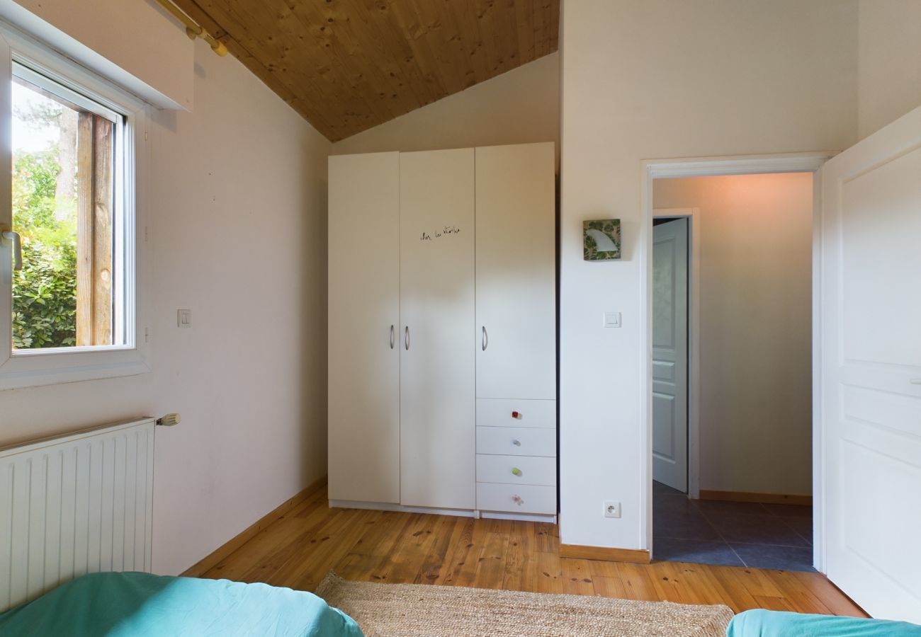 Ferienhaus in Lanton - Pool und Heiterkeit - Haus für 6 Personen