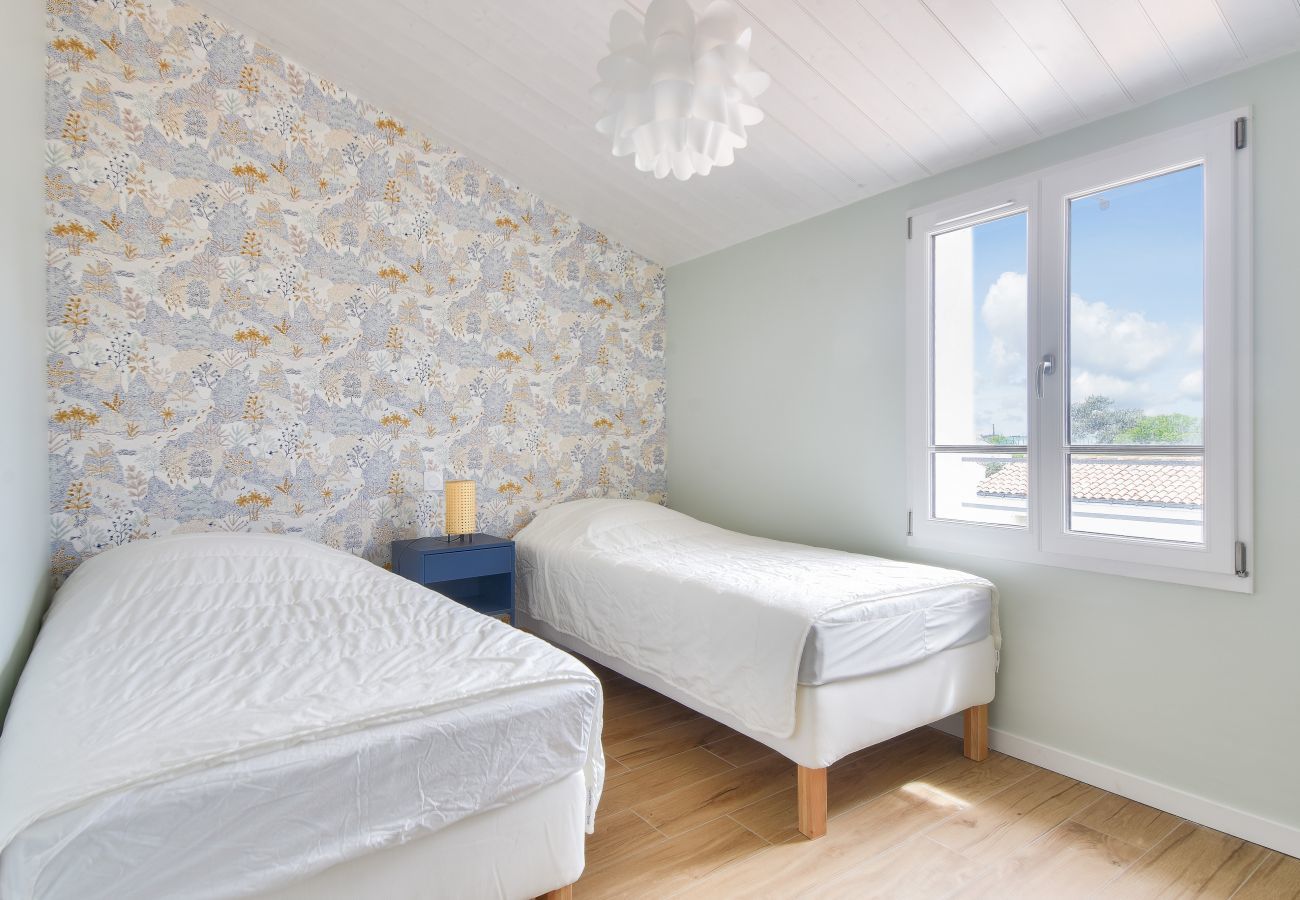 Ferienhaus in Noirmoutier-en-l´Ile - Neues Haus- 6 Erwachsene & 4 Kinder - 350m Strand