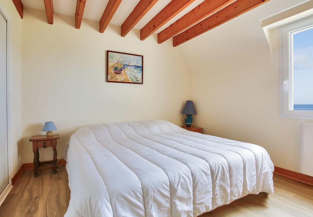 Ferienhaus in Erquy - direkter Strandzugang – 4 Erwachsene und 3 Kinder