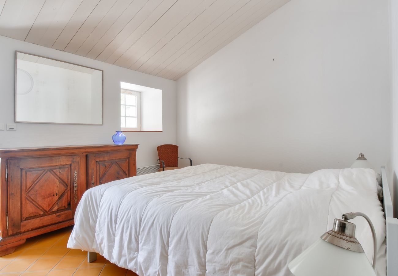 Ferienhaus in Noirmoutier-en-l´Ile - Schöner Pool - 300 m vom Strand entfernt