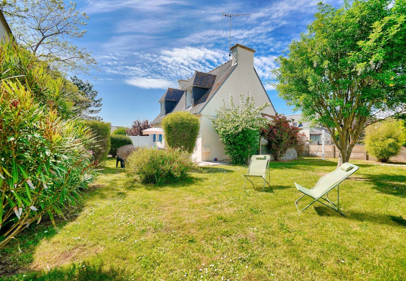 Ferienhaus in Le Guilvinec - Schönes, buntes Familienhaus für 6