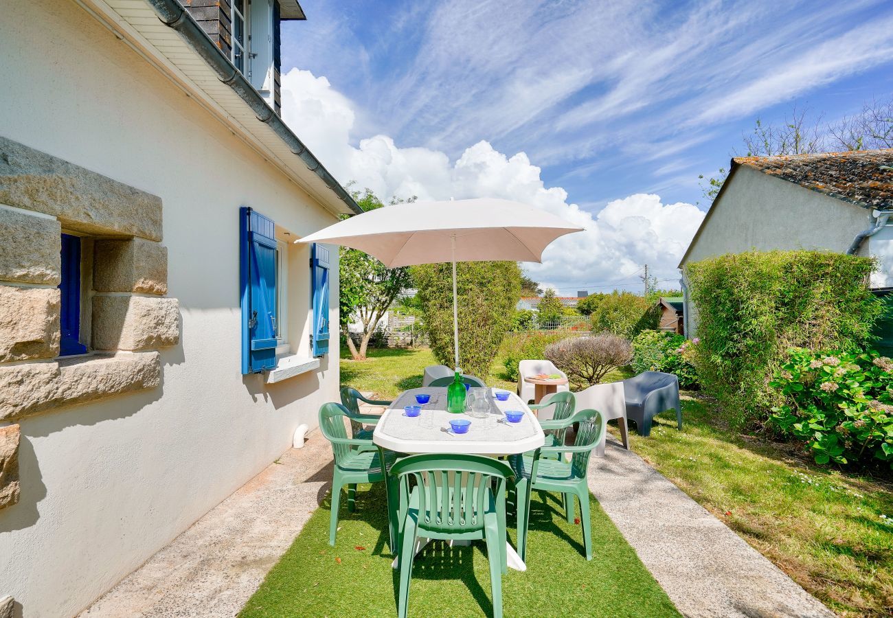 Ferienhaus in Le Guilvinec - Schönes, buntes Familienhaus für 6