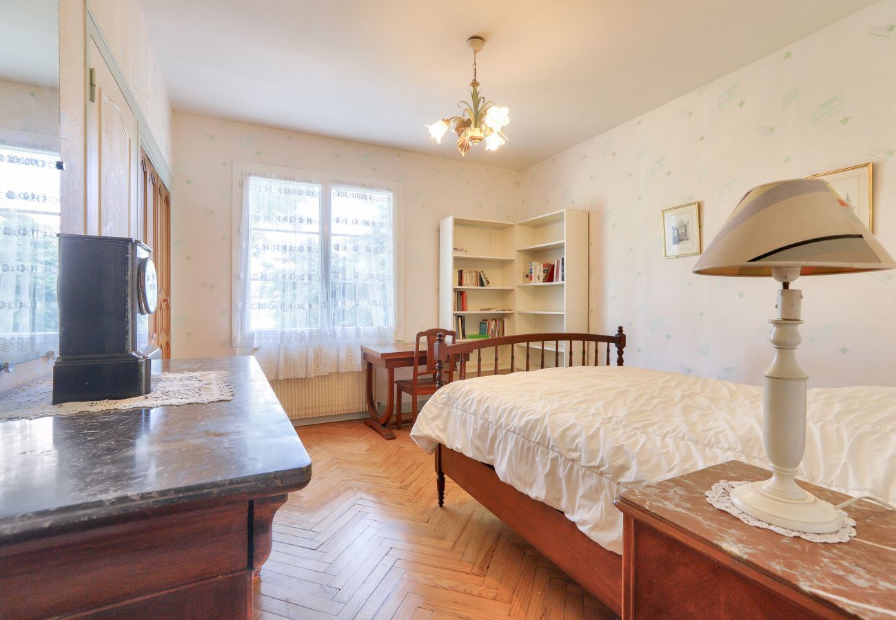 Ferienhaus in Andernos-les-Bains - Haus mit Garten, 1 km bis zum Strand
