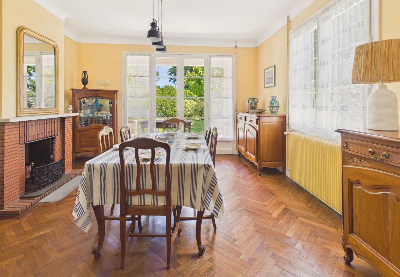Ferienhaus in Andernos-les-Bains - Haus mit Garten, 1 km bis zum Strand