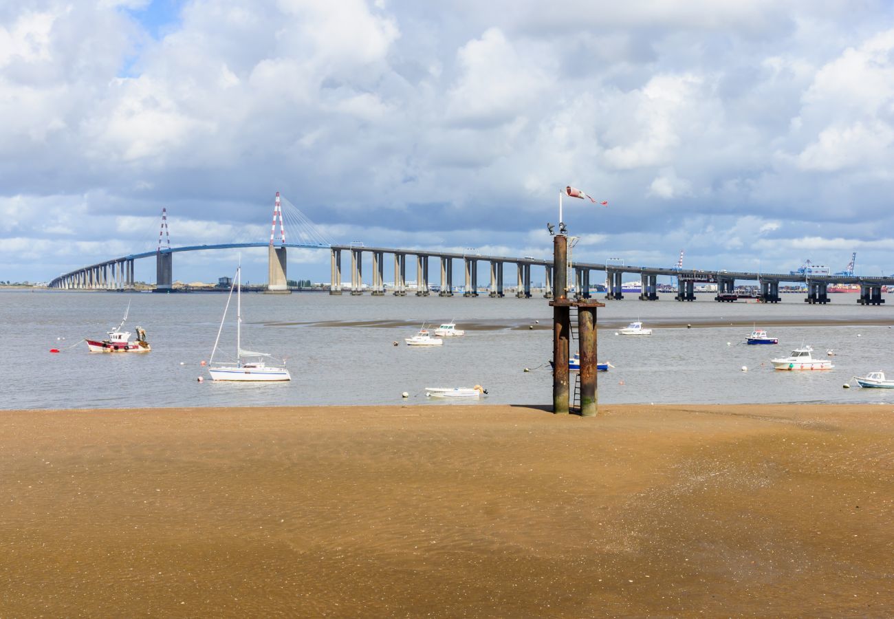 Ferienwohnung in Saint-Nazaire -  Apartment mit Terrasse und Meerblick - 30 m vom Strand entfernt