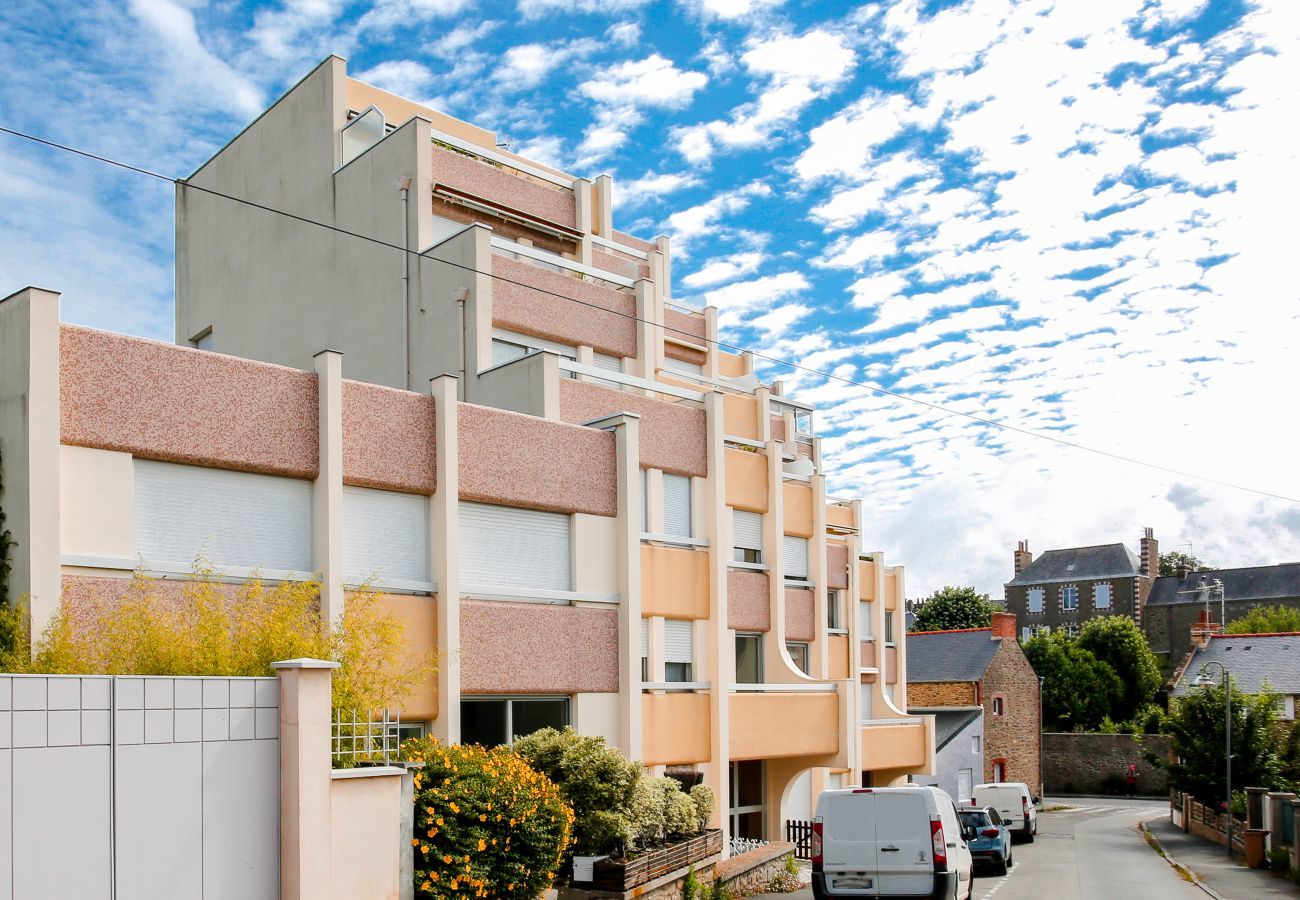 Ferienwohnung in Dinard - In der Nähe des Marktes und des Strandes L'Ecluse