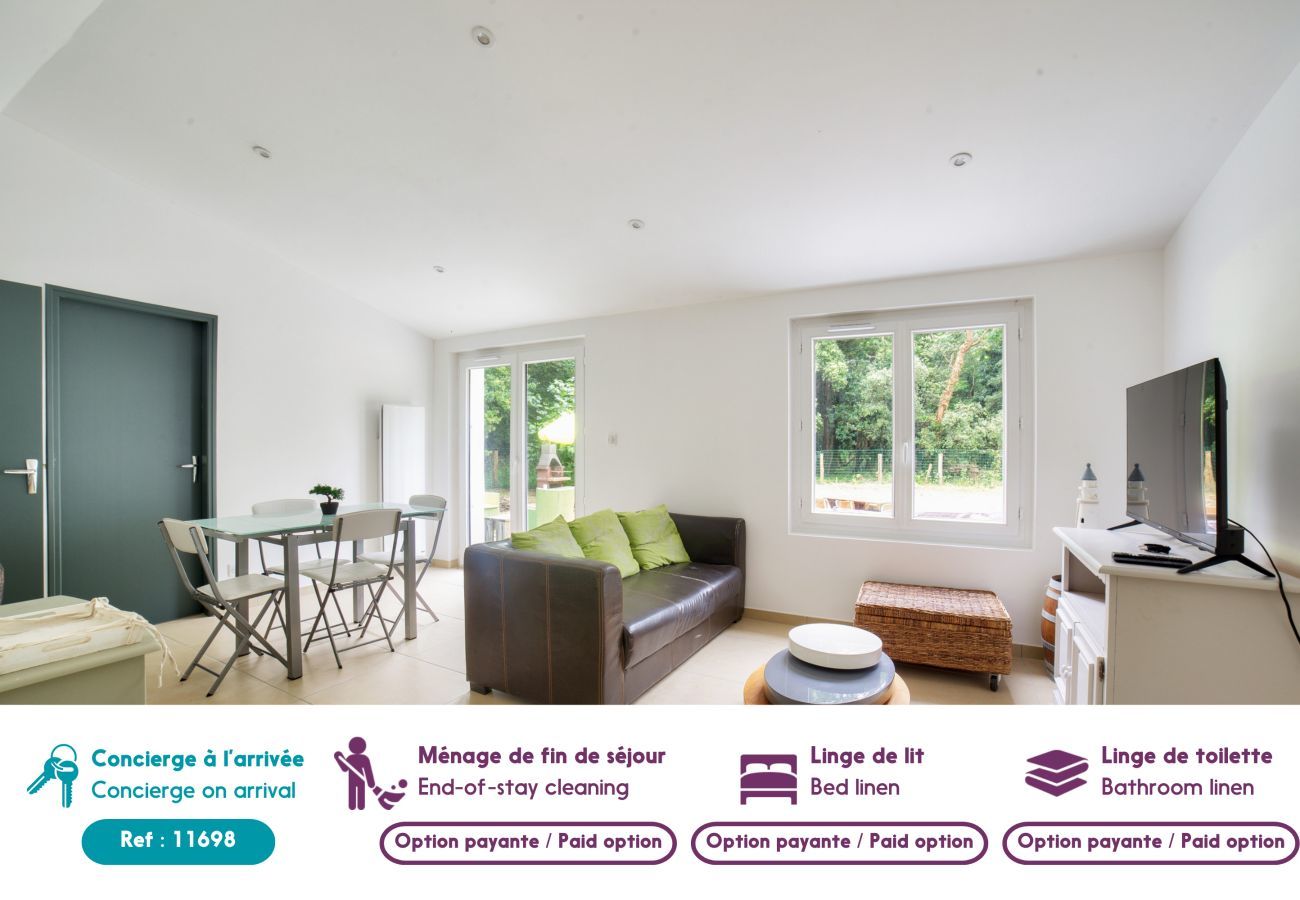 Ferienhaus in Longeville-sur-Mer - 850m vom Strand neues Haus für 6 im Wald