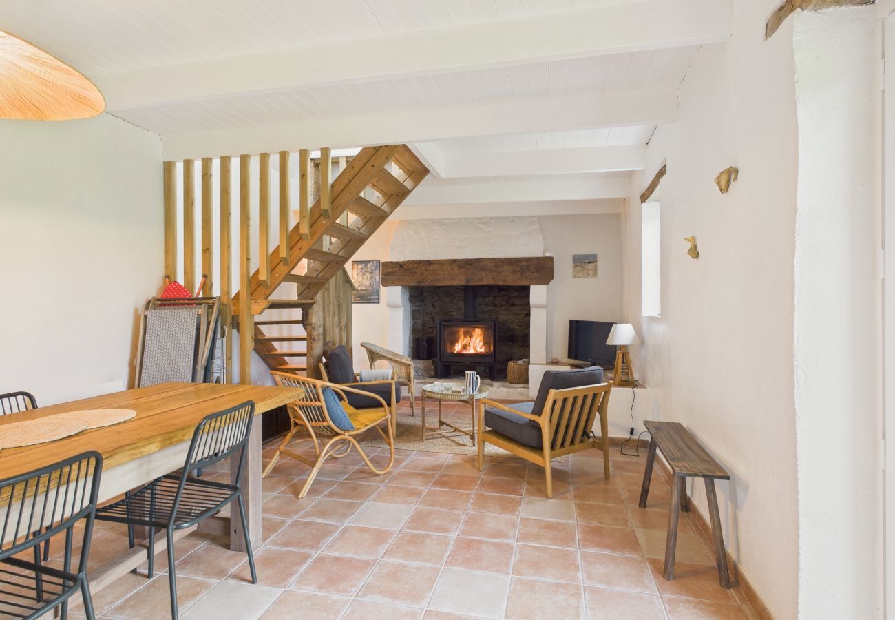 Ferienhaus in Saint-Jean-Trolimon - Schönes Haus auf dem Land für 4 