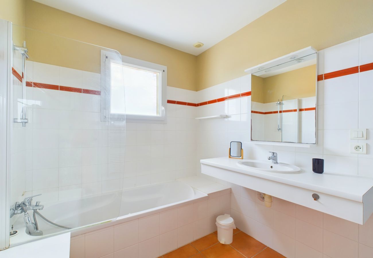 Ferienhaus in Les Sables-d´Olonne -  Schönes Haus für 7 Personen - Swimmingpool - 2 km vom Strand entfernt