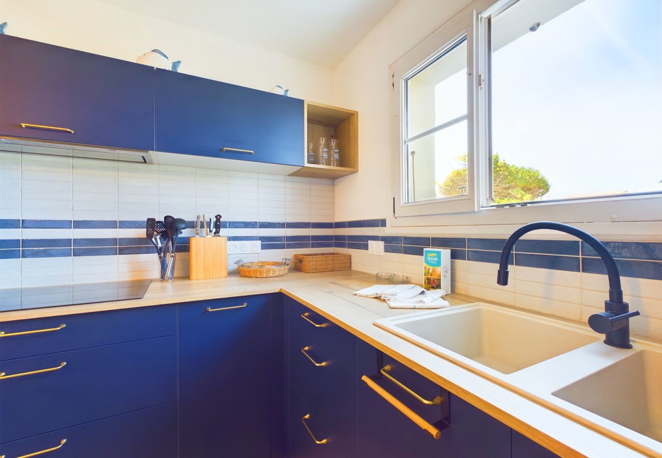 Ferienhaus in Saint-Clément-des-Baleines - 180m vom Meer entfernt - Haus für 11