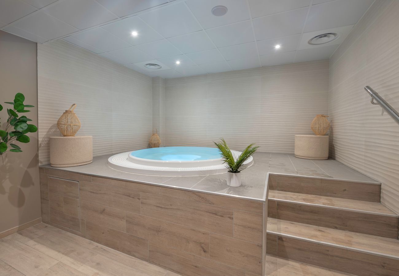 Ferienwohnung in Le Pouliguen -  Apartment für 4 Personen mit Pool und Whirlpool