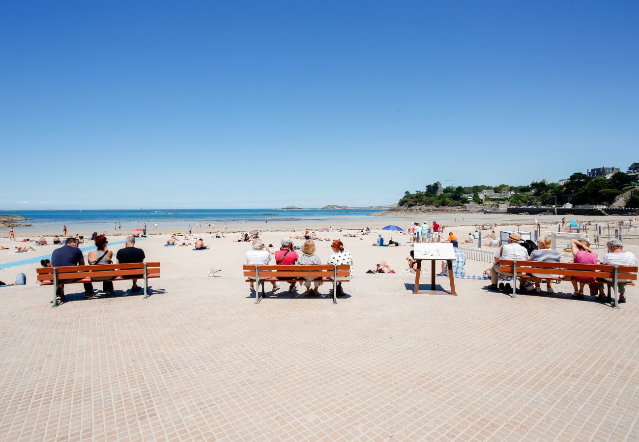 Ferienwohnung in Dinard - 400 m vom Strand entfernt, Apartment für 5 Personen im Zentrum