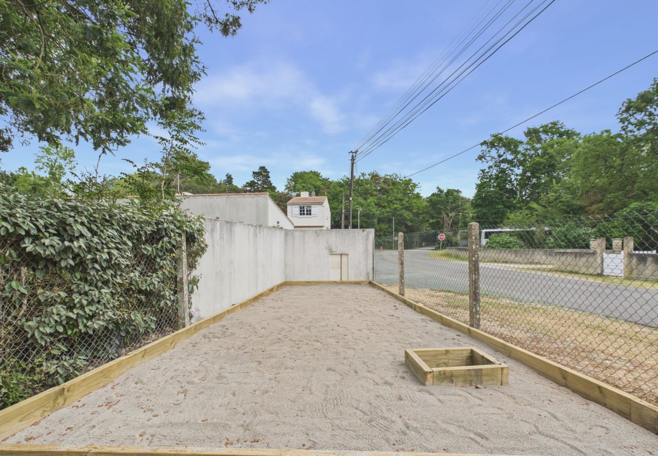 Ferienhaus in Saint-Hilaire-de-Riez - Ruhig gelegenes Haus für 4 mit Garten