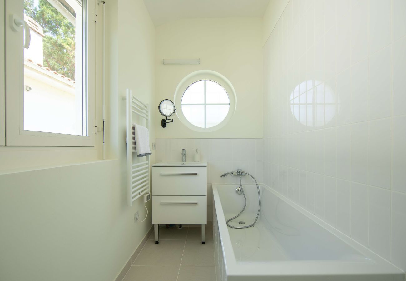 Ferienhaus in Lège-Cap-Ferret - Am Leuchtturm Ferret - 300m Strand - für 10 Pers