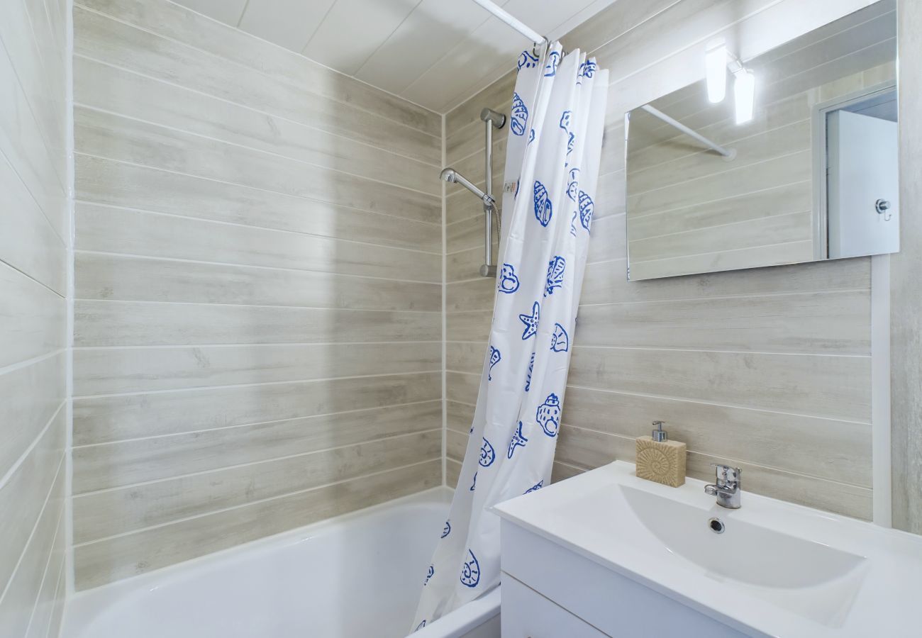 Ferienwohnung in Saint-Hilaire-de-Riez - 150m von der Corniche, Mezzanine-Appartement für 4