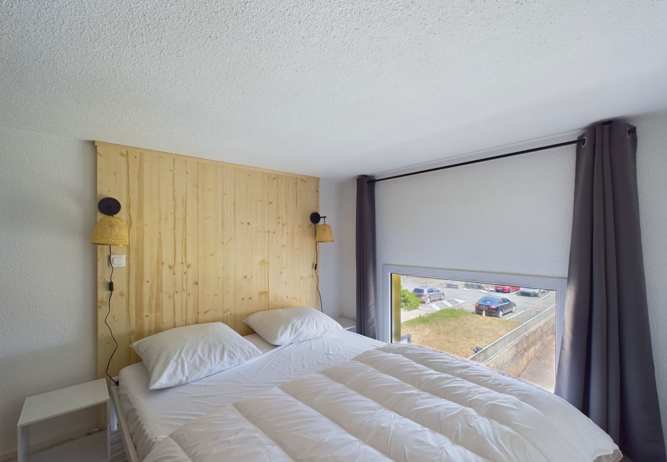 Ferienwohnung in Saint-Hilaire-de-Riez - 150m von der Corniche, Mezzanine-Appartement für 4